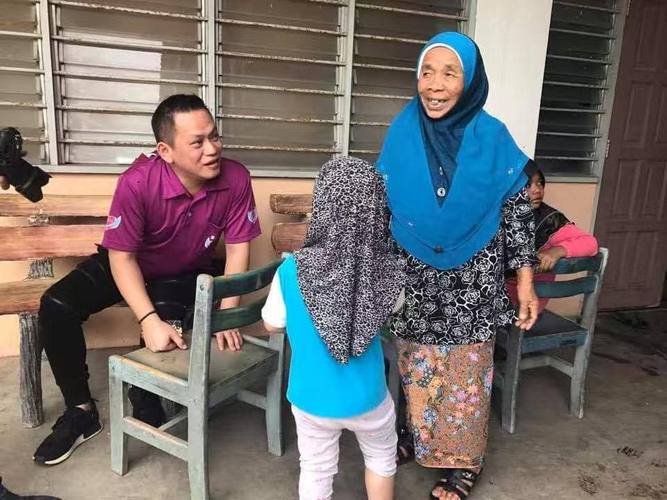 Datuk Ben Fam Chee Way giving back to the community