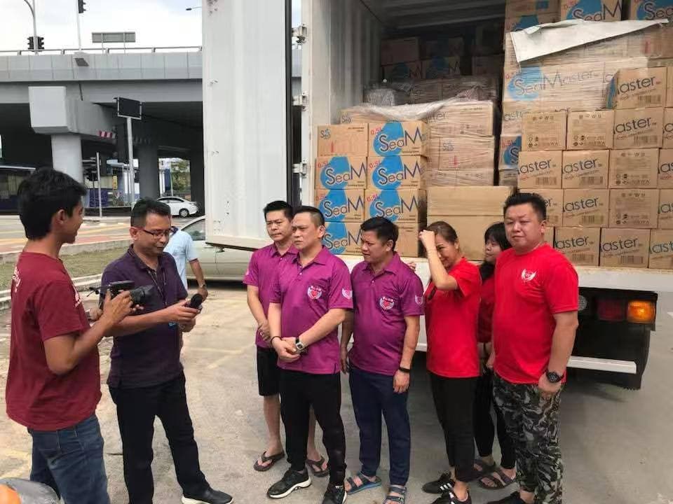 Datuk Ben Fam Chee Way at Ai Xin Charity Association donation event in Johor Bahru